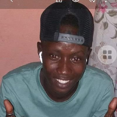 IbrahimaEm83649's profile picture. na escola