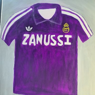 36 años de socia Abonada del Real Madrid.
Que vuelva el verdadero pulmón del Bernabeu. AMHDP
@fondosur1980