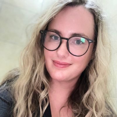 thedaninanni's profile picture. I am blooming from the wound that once bled. #endthestigma