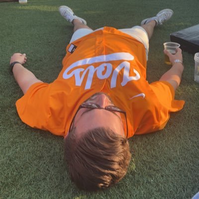 J_Rand_'s profile picture. #Vols