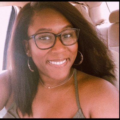 TaylorRena_'s profile picture. 