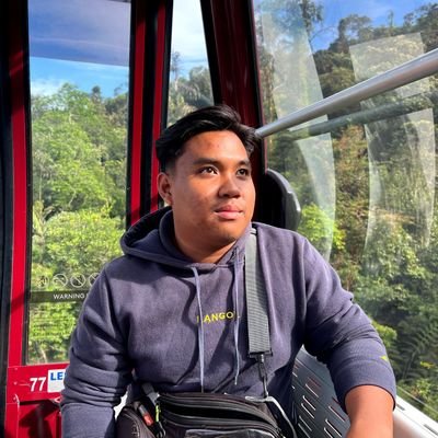 izzuddin1602's profile picture. Tak puas hati 
tenang minum kopi