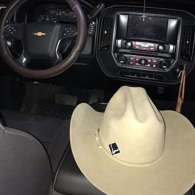 HOOLIGAN036's profile picture. .