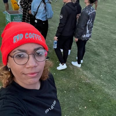 Earth_1Ash's profile picture. 🦋. Movies/TV, Capeshit. Associate Producer on #ZackSnydersJusticeLeague @afspnational she/her, just to clarify. 🏳️‍🌈 #BLM 🦋