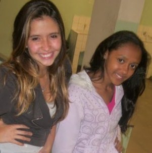 16 anos, ariana, sou legal com quem mereçe, sou chata com pessoas que é metida e falsa .. ;)