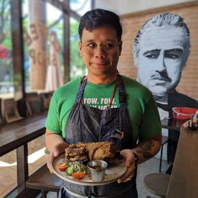 junosan's profile picture. @lewxandro 's |

Just an effed up guy looking for his own peace of mind. Tweeting the voices in his head... |

chef owner of a Home-based side hustle: Hiwaga