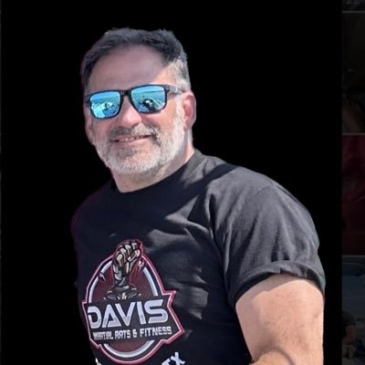 thejonas's profile picture. Proudly lacking a blue check. #getafterit