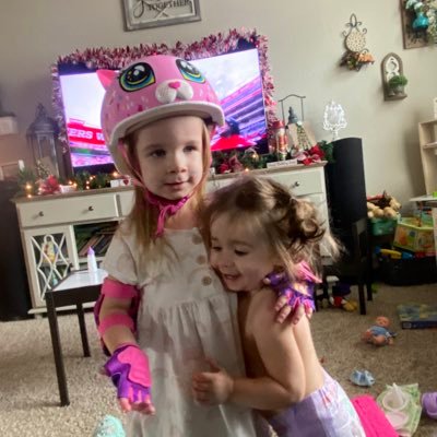 Ih8tweets01191's profile picture. 🙃do I just not get it or perhaps maybe we’re never meant to get it 💥