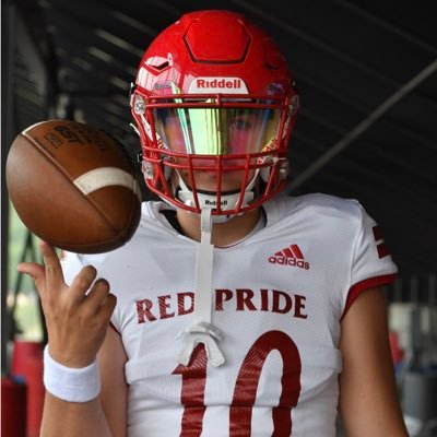 Jeffersonville High School | C/O 2024 | Position: Qb | Ht: 6’3 | Wt: 200 |GPA: 3.9 | NCAA ID#2208628940 | 2x Hoosier Hills All Confrence