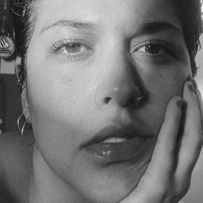 mylamba's profile picture. ansiosa, meia boca, capenga e mãe da Cléo Pires (do fiuk não)