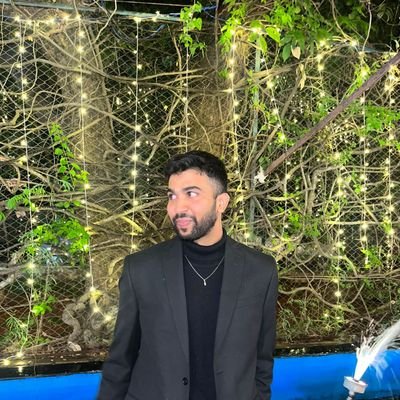 notrahil's profile picture. I'm either a masterpiece or a disasterpiece