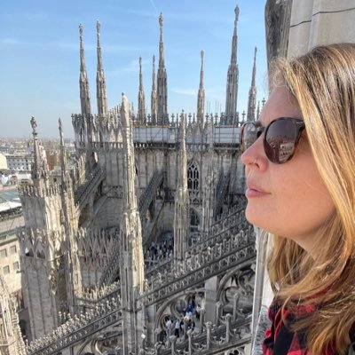 VickiRea07's profile picture. Deaf LGBTQ+.🧏‍♀️ 🏳️‍🌈                                          She/her