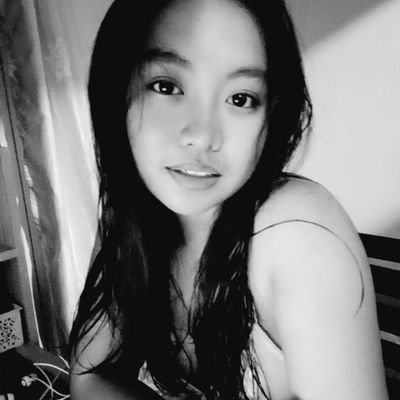 hlnsbll_'s profile picture. 