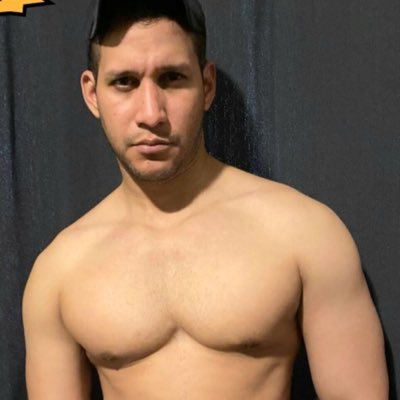 18 + XXX. Guy next door and porn fan. I love sexy passionate kisses & hot real amateur sex. 📸: @AlexCavillKeller 🔥💦🔥 https://t.co/izTMzH9KuK