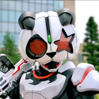 ピンチはチャンス！！仮面ライダーを何よりも愛す青年です！