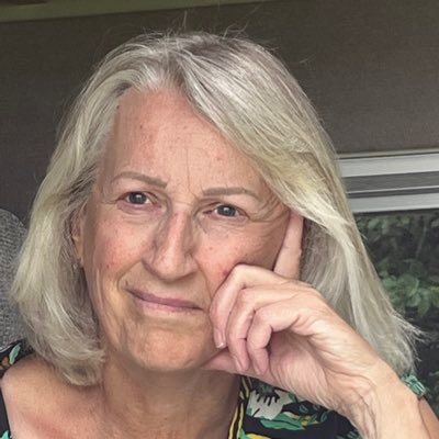 CaroladeRidder's profile picture. happy pensionada