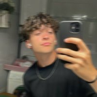valentino (@valentinoooh) 's Twitter Profile