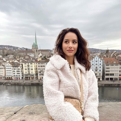 Strategic Partner/Shareholder at Merck @Merck #Pharmaceutical
A girl who likes to be open to new things and maintain diversity! i like making new friends