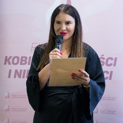 Wiceprezes Fundacji Kobiety Wolności i Niepodległości, Dyrektor Biura Poselskiego, Specjalista ds. interwencji społecznych. 
#KobietyKontraZUS #MatkiKontraZUS