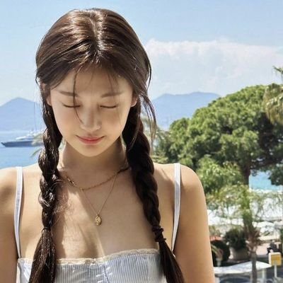 serqphiims's profile picture. what a life