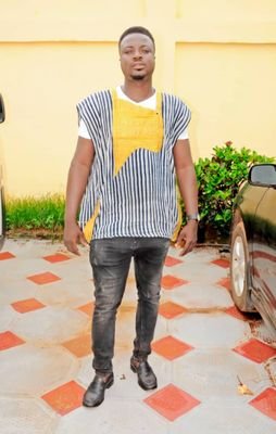 emerymaomy's profile picture. J'aime l'humour