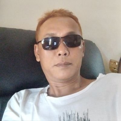 iwanstiawan24's profile picture. Boring