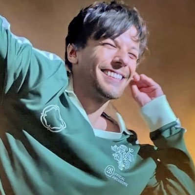 PerfectNowLZ's profile picture. All i need you to know is you’ll be okay|| Calamity~Anti-Hero