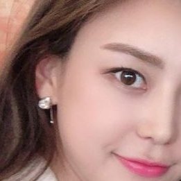 AnneSco84324643's profile picture. ~Love my Own Shop
🌸Just working on path to ultimate self love and everything else
🦋| Business-Owner
👑| Lifestyle • Traveling • Shopping • Eati