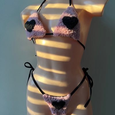 I design and bring my thoughts to real life! Unique and Handmade with love. Recycled/Upcycled fabrics used~ SW friendly🌈