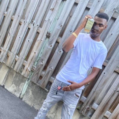 All about the money young and rexkless 🩸😵💫come see what the vibe be like 😎 6’4 160lbs