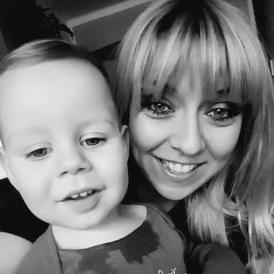 KatLit1510's profile picture. 