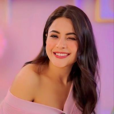 #Shehnaazians
2 acc suspended it's my 3 acc please follow me #shehnaazinas #shehnaazgill
