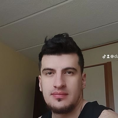 davidsmedina_'s profile picture. System engineer
🇨🇴🚄💥
VALE LA PENA LUCHAR, POR LO QUE VALE LA PENA TENER