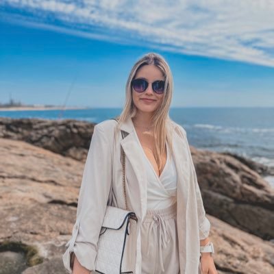 edymgpereira's profile picture. Porto | 23 anos | insta: ednaaa_pereira 20/09/2015 ♥ #SomosPorto