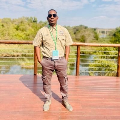Farmer | Entrepreneur | BSC Animal production | GirlDAD!💗 | 🐂🐂🌾👨🌾#Granite #boran #nguni #NevaNotWorkingGang
#Outlier 🤯cursed with knowledge