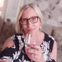 ♡Julie♡🍷🥂🍾 (@juliel669) 's Twitter Profile Photo