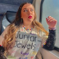 sofia | ERAS METLIFE N2 & 3 🪩✨ (@sofia_is_wicked) 's Twitter Profile