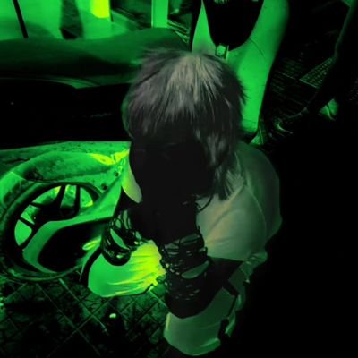 xcy4niid3's profile picture. wir werden hier zu wild.