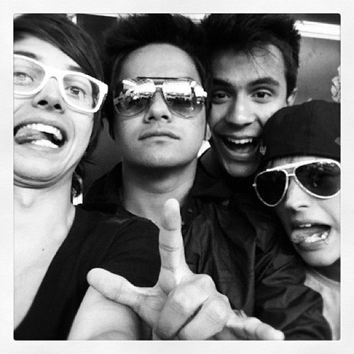 ''Demorei uma hora em conhecer-te e só um dia em apaixonar-me''@rockrestart desdes 16/05/2011