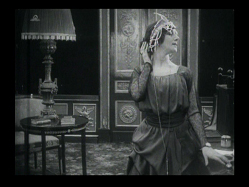 LaDemoiselleB's profile picture. A 'less is more' beauty addict.