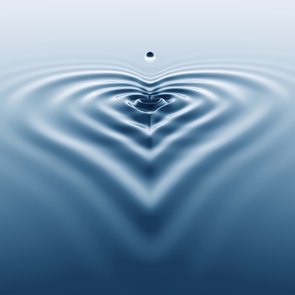 RoxanneAnna37's profile picture. 