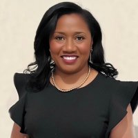 Lydia Edwards (@read4melydia) 's Twitter Profile