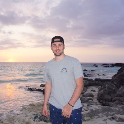 VinnyP1019's profile picture. 25 | instagram: _vinny_perrotta19