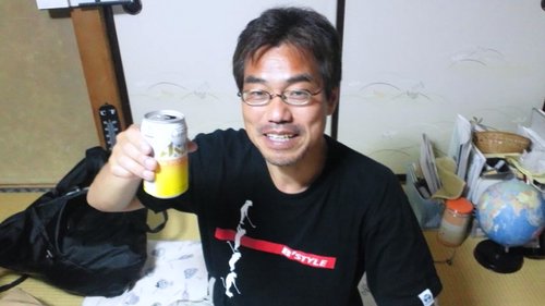 今、俳句に興味があります。将棋と卓球が趣味です。マイブームはYouTubeで感動的なPＶやクラシック音楽を聞いてます。休日はテニスの壁打ちとかしてます。