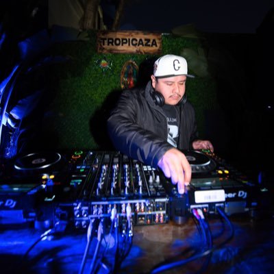 -DJ on The Rodriguez Show -Bookings : mandoh@rodriguezshow.com
