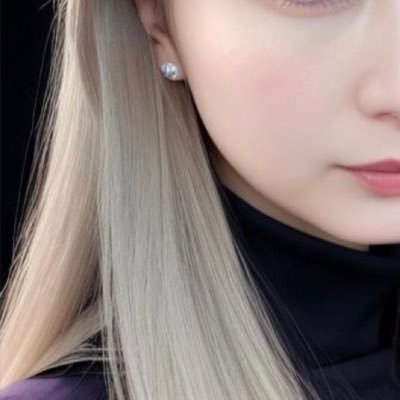 sfram8's profile picture. 2016年〜投資 お買い物も断捨離も好き永遠に1人ループ中。美容医療頼り(脂肪吸引、豊胸超満足)ティファニー、レクサスamazarashi、エヴァ、ニーアオートマタ着せ恋takt op.さいひと、F1、シャンパン白ワイン、息子バスケ格闘技🥊娘ﾀｶﾗﾂﾞｶ､ﾊﾞﾚｴ🩰、お料理、薔薇、ｼﾞｭｴｱｶ憧れ、デパート大好き♡