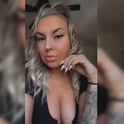 raynebbow's profile picture. | ♉︎ | 🇨🇦 | 333 | I’d wish you the best but i’m the best