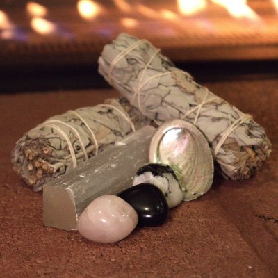 SpiritualKits's profile picture. Spiritual Kits to enhance your Aura!
IG & Tiktok: SilverAscensionShop 
Raise Your Vibration 🔮📦⬇️