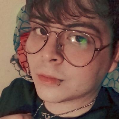 Miildeee's profile picture. Me dedico a callar bocas sucias y a romper muñecos.
CSplayer
PUBGplayer
Noob producer.