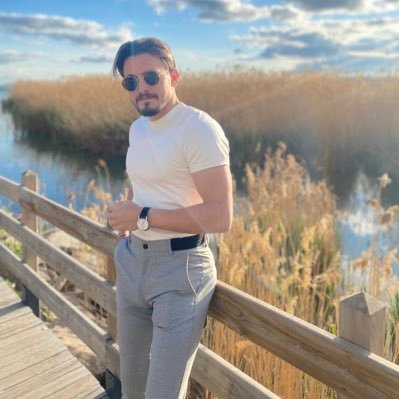 _ERDEMMert's profile picture. 